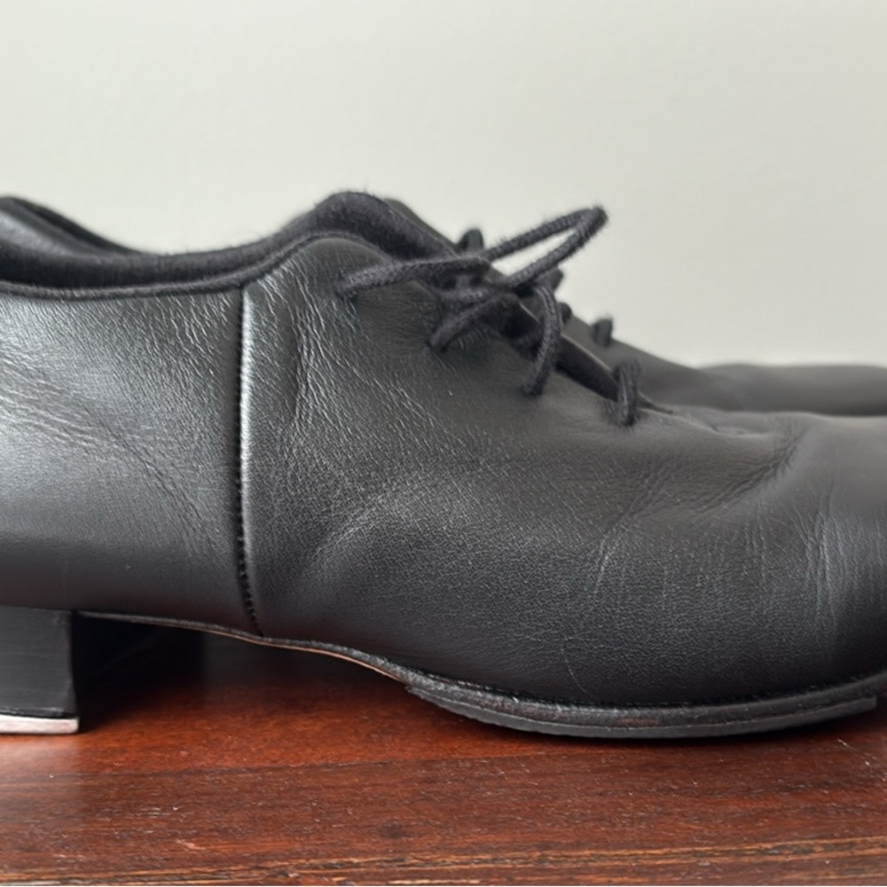 BLOCH, AUDEO Jazz Tap Leather (soles and uppers) Tap Shoes. Like New. Size 8.